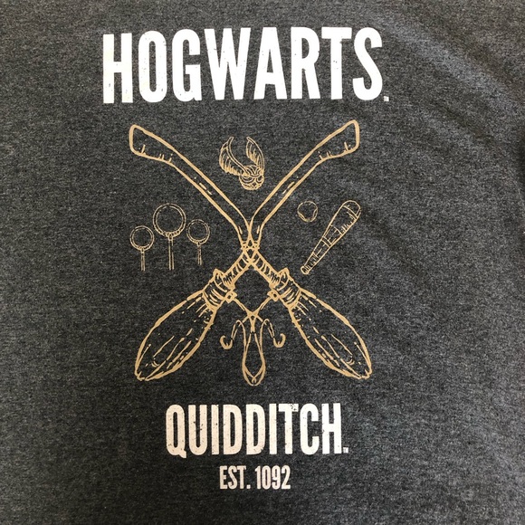 Harry Potter Quidditch T-Shirt (Loot Crate exclusive) - Picture 2 of 3